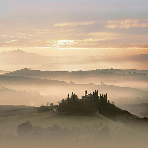 MUSE Photography Awards Platinum Winner - Light and Fog in Tuscany by ALBERTO FORNASARI