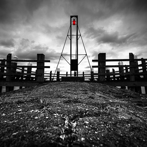 MUSE Photography Awards Silver Winner - The red light by Henk van den Ham