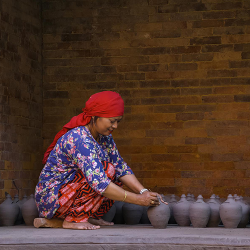 MUSE Photography Awards Silver Winner - Pottery Lady by Annemarie Jung