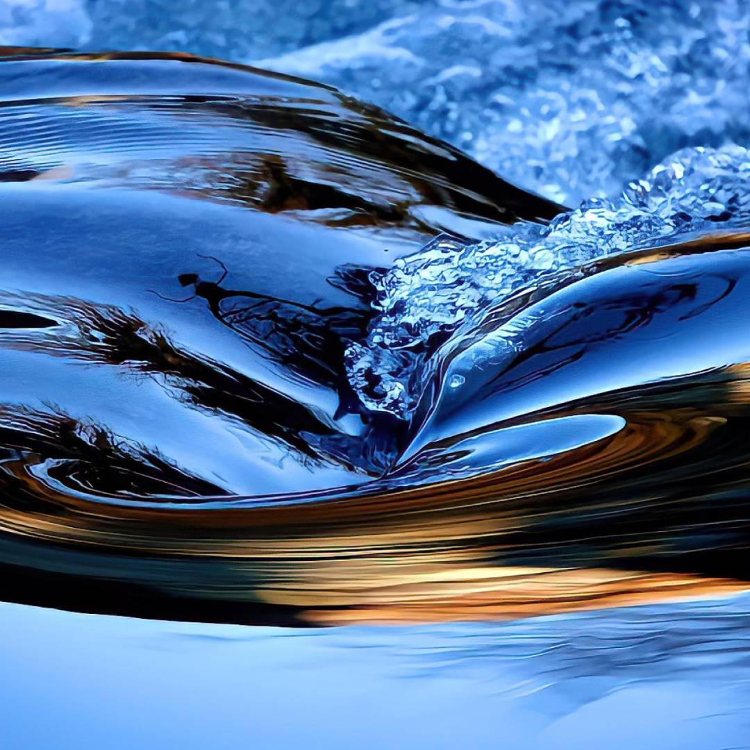 MUSE Photography Awards Gold Winner - The shapes of water by Thierry Lagnel