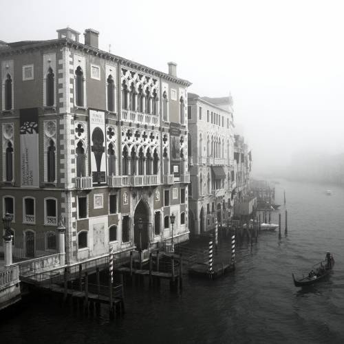 MUSE Photography Awards Gold Winner - Venice in The Fog by Oliver Lahrem