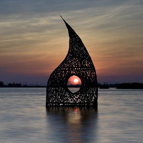 MUSE Photography Awards Gold Winner - Seeds in the sea by HUANG CHENG YU