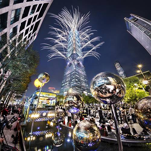 MUSE Photography Awards Platinum Winner - Fireworks in the city.jpg by Shirley Wung