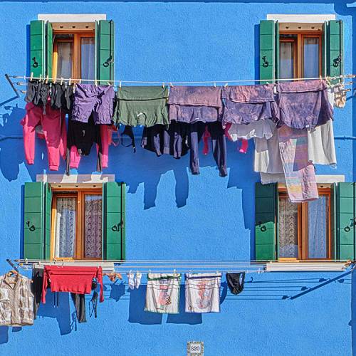 Award-winning photograph Between Walls and Lives by Anne Neiwand, 2026 MUSE Photography Awards Silver Winner