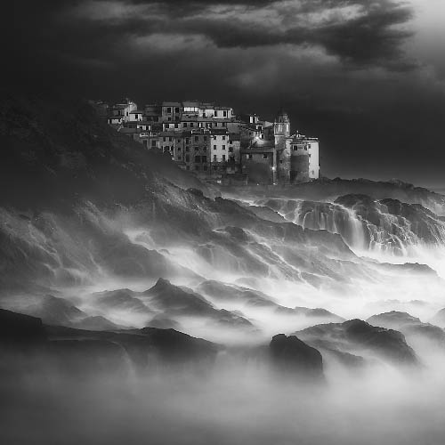 MUSE Photography Awards Category Winners of the Year Winner - Poseidon Rough Voice by Paolo Lazzarotti