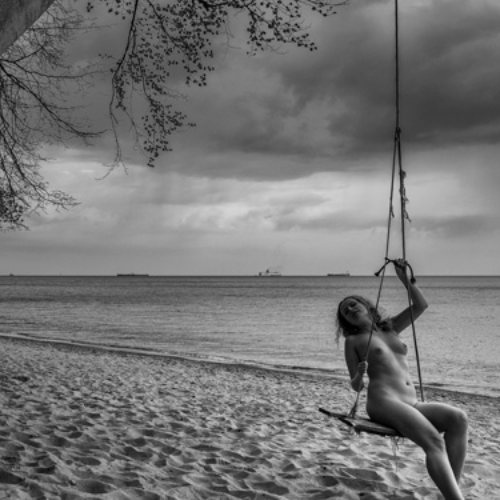 MUSE Photography Awards Silver Winner - Nymph's Swing by Gregor Woo