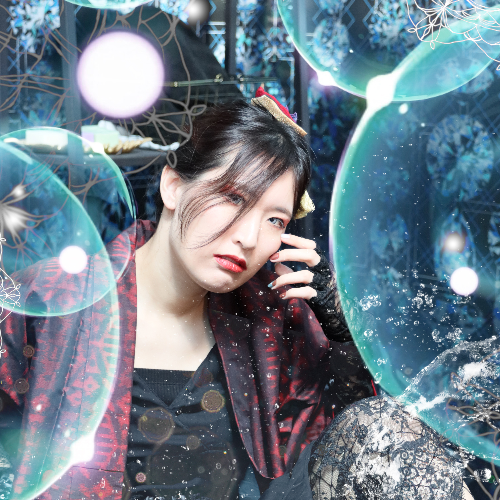 MUSE Photography Awards Silver Winner - Into the bubble by Mariko Okubo