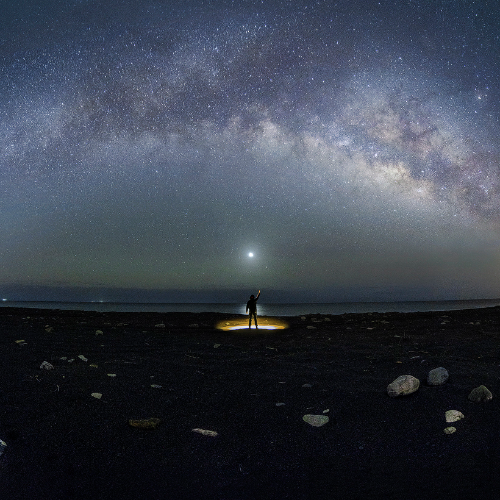 MUSE Photography Awards Category Winners of the Year Winner - starry sky messenger by Ru Fang Dong
