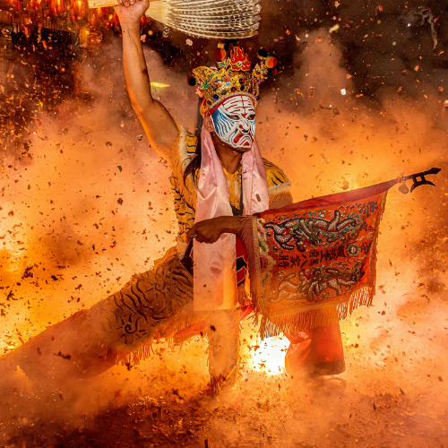 MUSE Photography Awards Gold Winner - Taiwan FoIk Temple Activities by CHO JEN LEE