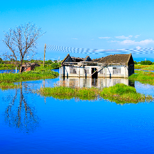 MUSE Photography Awards Silver Winner - The old house on water by YEH YU-HAN