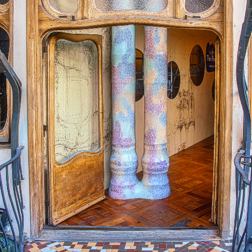 MUSE Photography Awards Silver Winner - Casa Batlló, Columns in the Doorway by Glenn Goldman