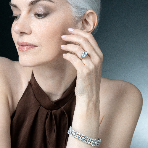 MUSE Photography Awards Gold Winner - Diamond Lengend by ZACCHEO ZHANG
