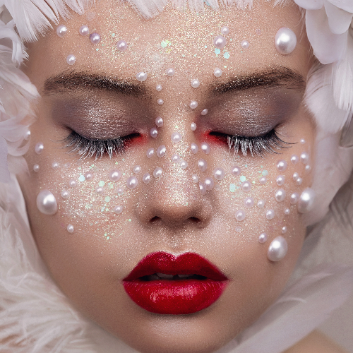 2026 MUSE Photography Winner - Déesse Ethérée by Véra Cavaciuti