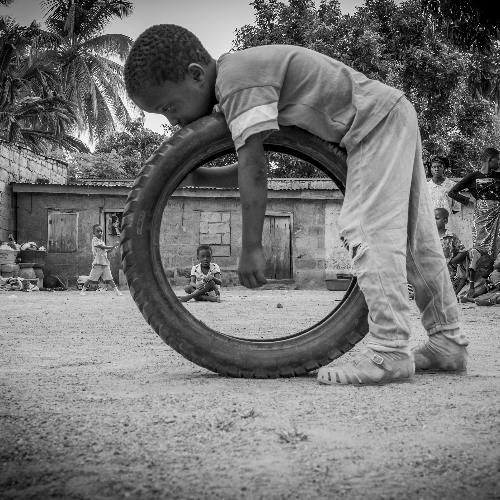 Award-winning photograph a relaxing day in Bouafle by Philipp Schmieja, 2026 MUSE Photography Awards Gold Winner